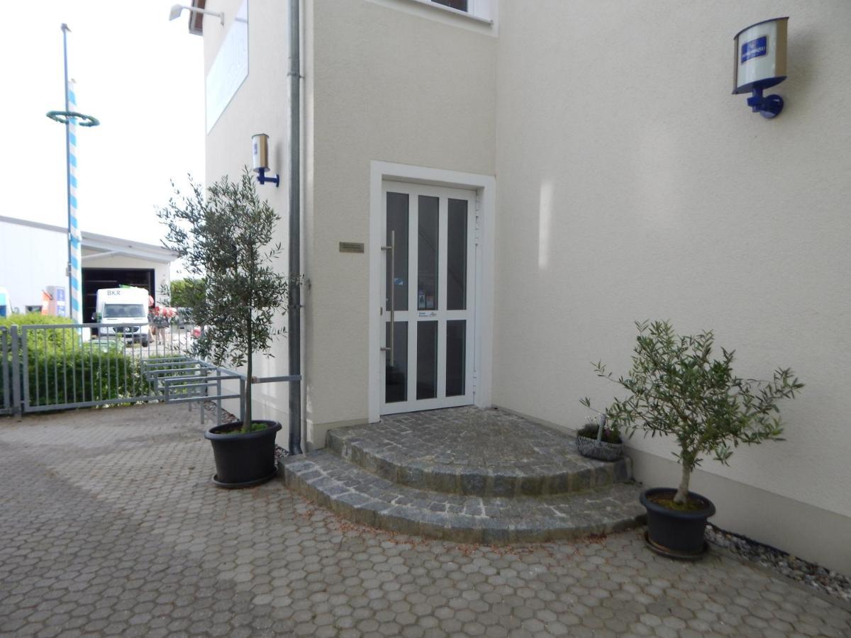 Hotel Alex Stammham المظهر الخارجي الصورة